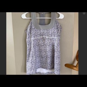Lululemon scoop neck tank